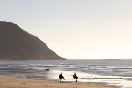 1074849252562509 makorori beach