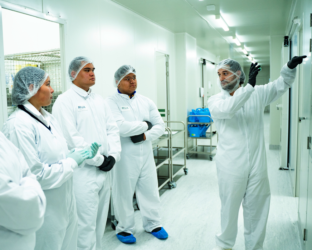 Student Exposure visits v2. Photocredit EW Media copy